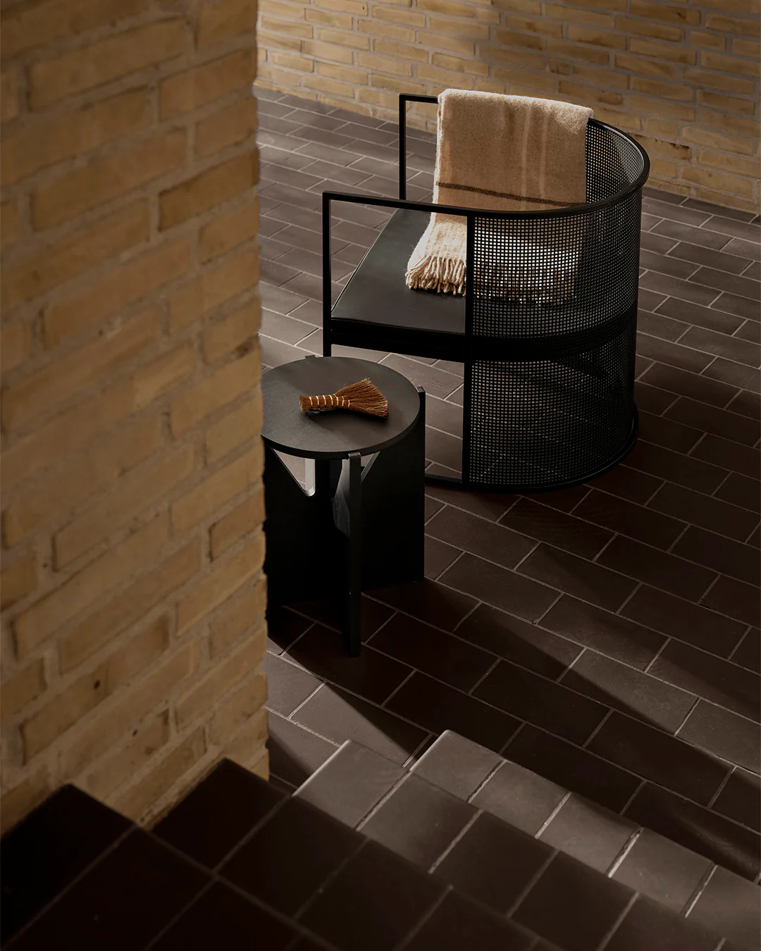 Simple Stool - Image 4