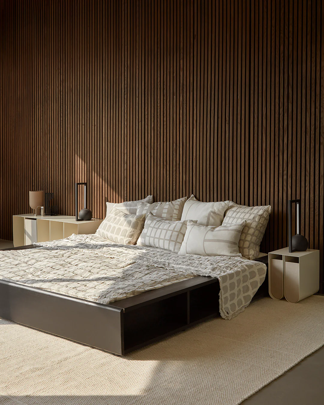 Geometric Table Lamp - Image 3