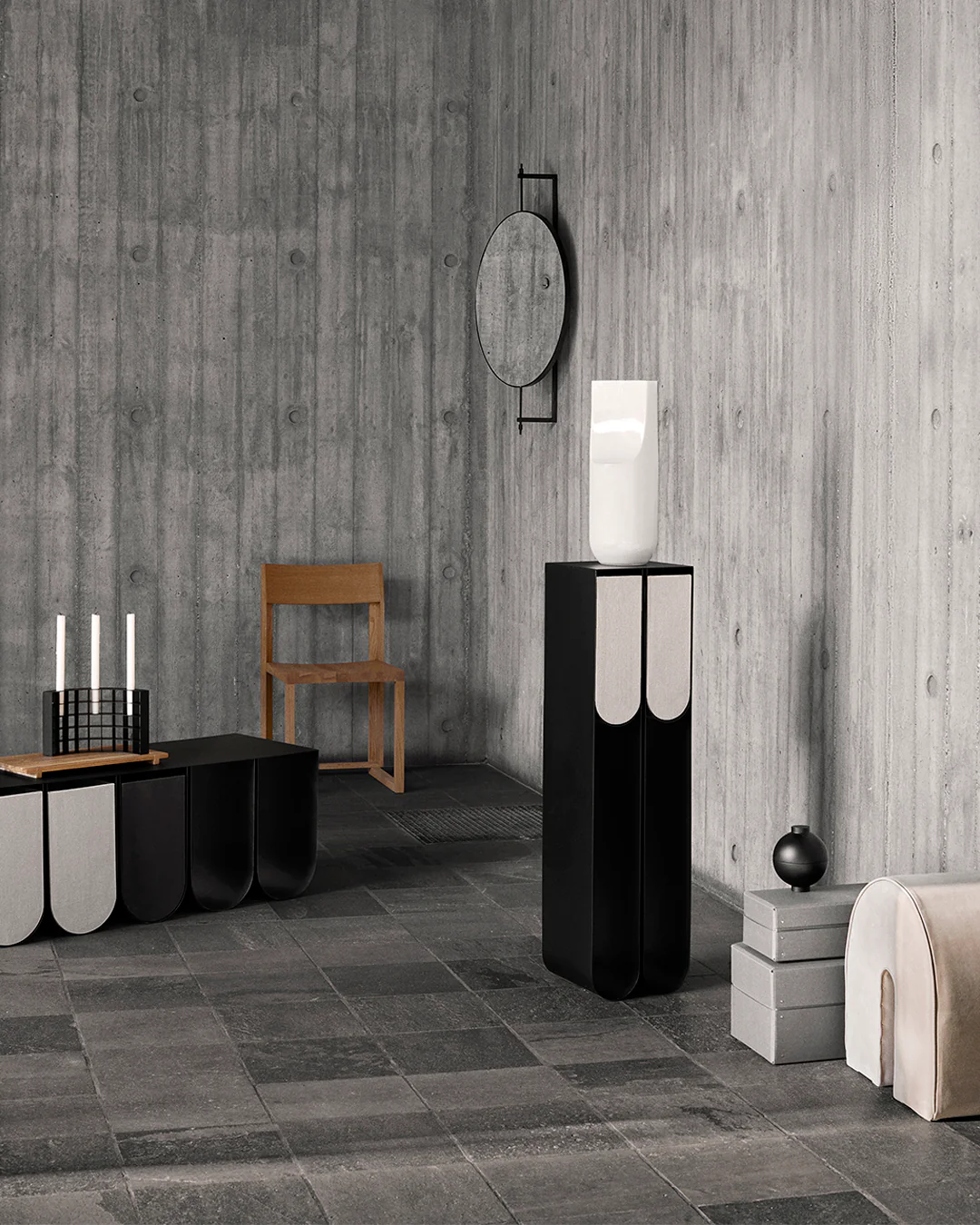Curved Pedestal - Image 3