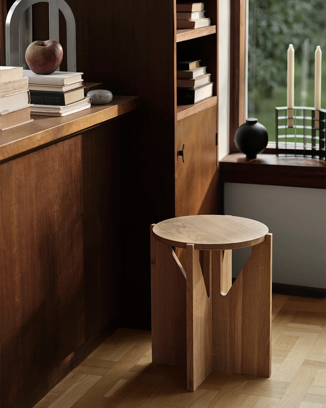 Simple Stool - Image 4