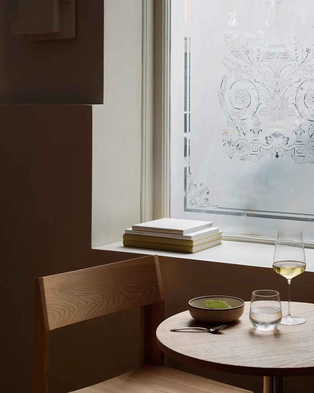 Outline Dining Chair - Image 10